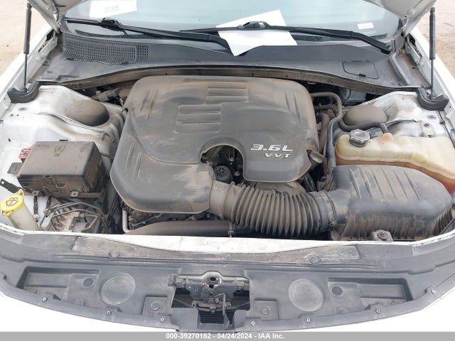 Chrysler 300 Limited 2019 2C3CCAEG8KH698070 Image 10