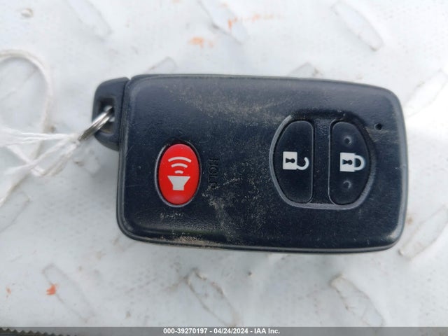 Toyota Prius Three 2014 JTDKN3DU0E0362331 Image 11