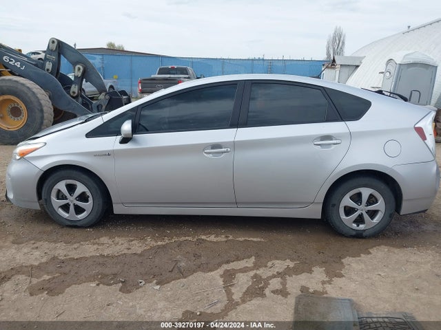 Toyota Prius Three 2014 JTDKN3DU0E0362331 Image 14