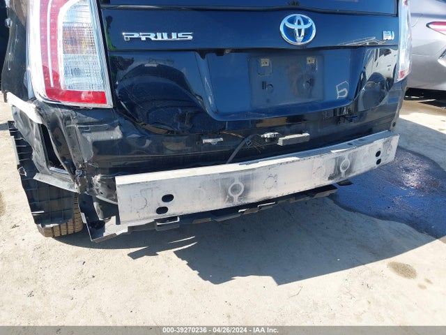 Toyota Prius Three 2015 JTDKN3DU7F1911082 Image 6
