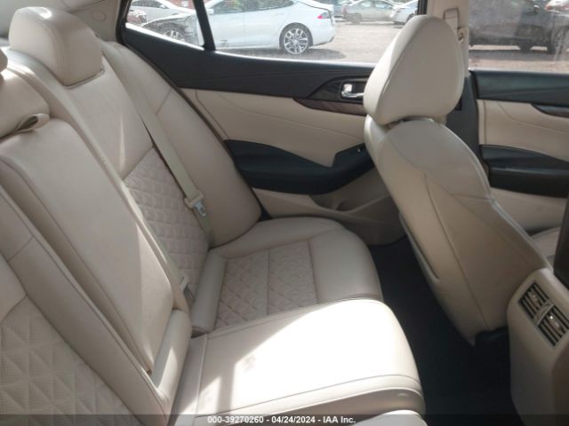 1N4AA6AP5HC373020 Nissan Maxima 3.5 Platinum