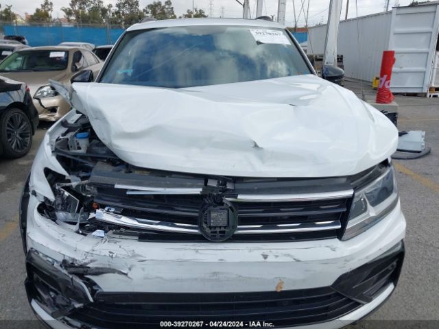 3VV3B7AX0MM083977 Volkswagen Tiguan 2.0t Se/2.0t Se R-line Black/2.0t Sel
