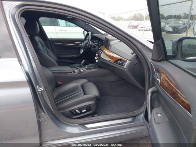 WBAJE5C39HG914563 BMW 540I