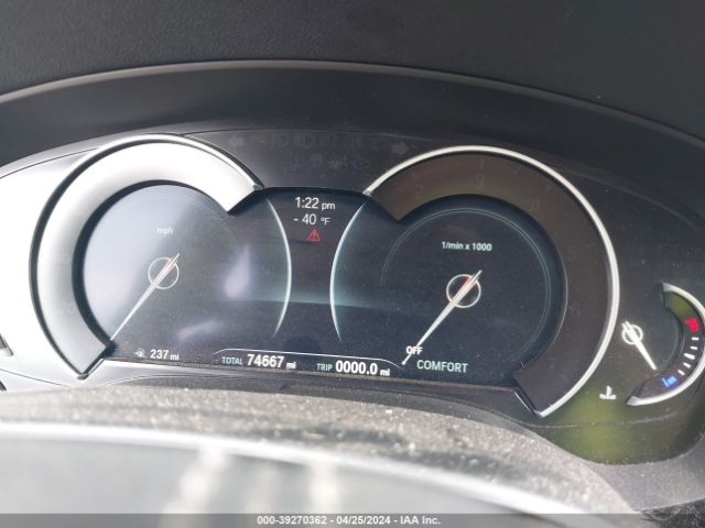 WBAJE5C39HG914563 BMW 540I