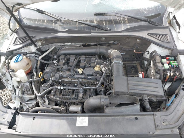 1VWDT7A36HC035305 Volkswagen Passat 1.8t R-line