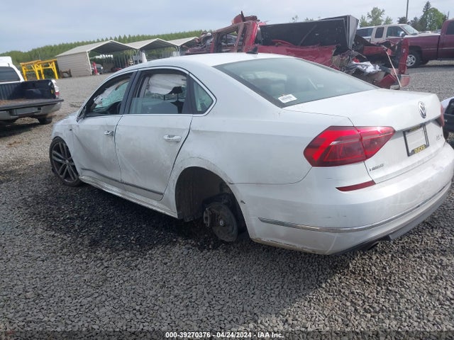 1VWDT7A36HC035305 Volkswagen Passat 1.8t R-line