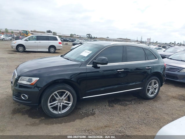 Audi Q5 2.0t Premium 2016 WA1L2AFP9GA041775 Image 14