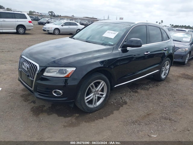 Audi Q5 2.0t Premium 2016 WA1L2AFP9GA041775 Image 2