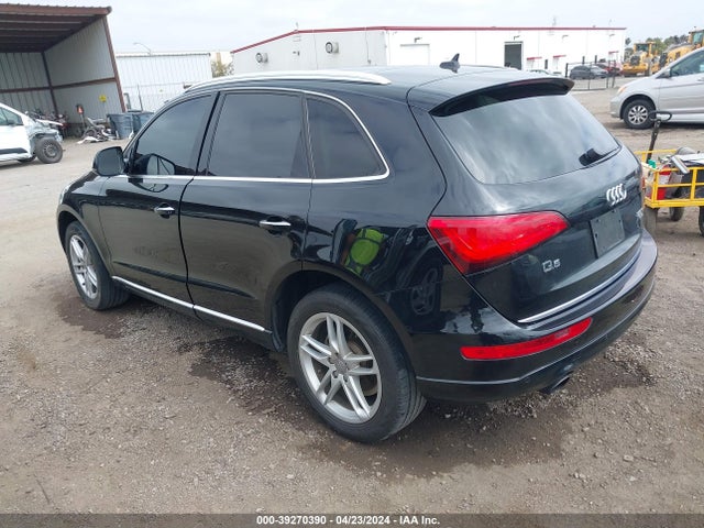 Audi Q5 2.0t Premium 2016 WA1L2AFP9GA041775 Image 3