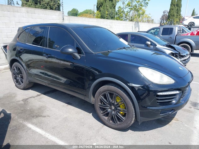2011 PORSCHE CAYENNE WP1AB2A29BLA54438 Photo 0