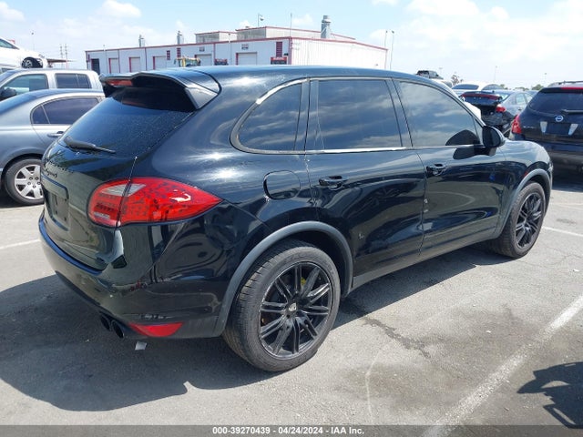 2011 PORSCHE CAYENNE WP1AB2A29BLA54438 Photo 3