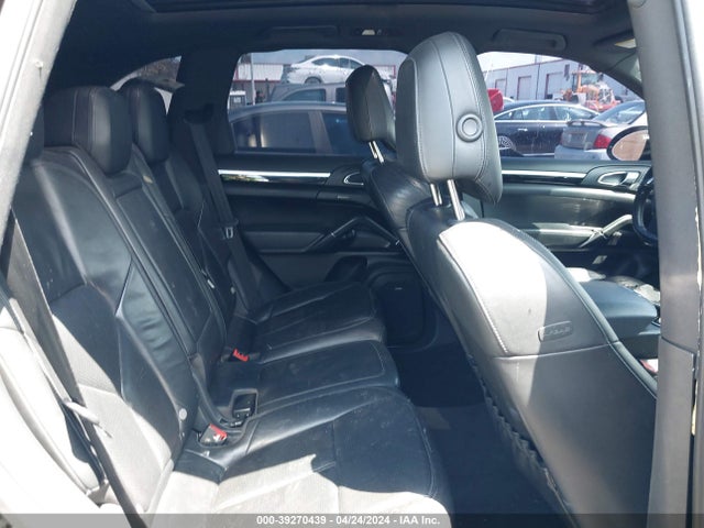 2011 PORSCHE CAYENNE WP1AB2A29BLA54438 Photo 7