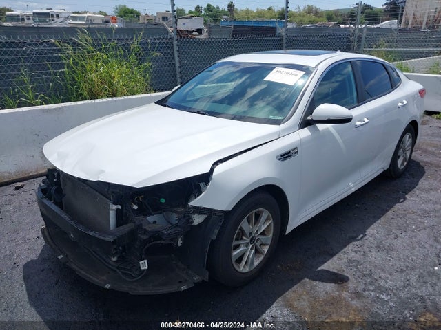 KIA Optima Lx 2018 5XXGT4L38JG182050 Image 2