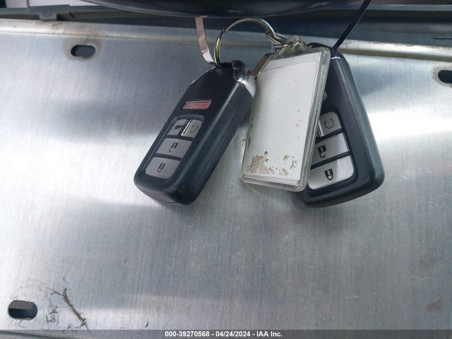 Honda Pilot Touring 2016 5FNYF5H99GB002293 Image 11