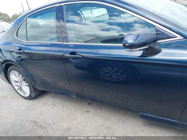 4T1B21HK1JU510121 Toyota Camry Hybrid Xle