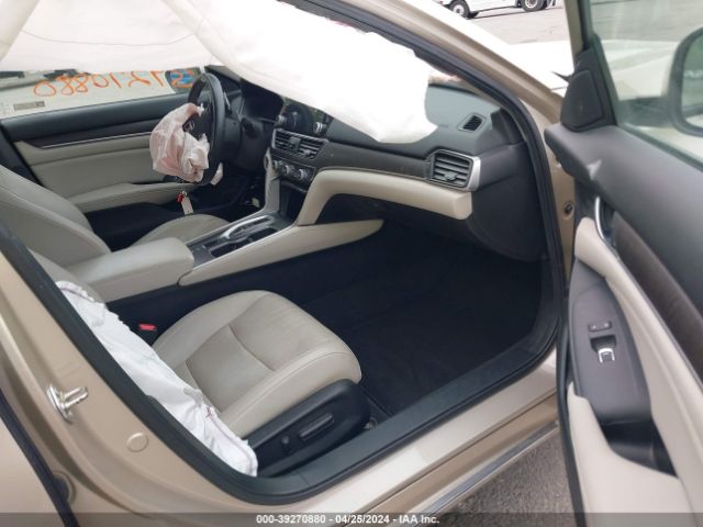 1HGCV2F99JA009289 Honda Accord Touring 2.0t