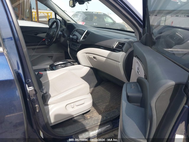 Honda Pilot Elite 2016 5FNYF6H09GB021921 Image 5