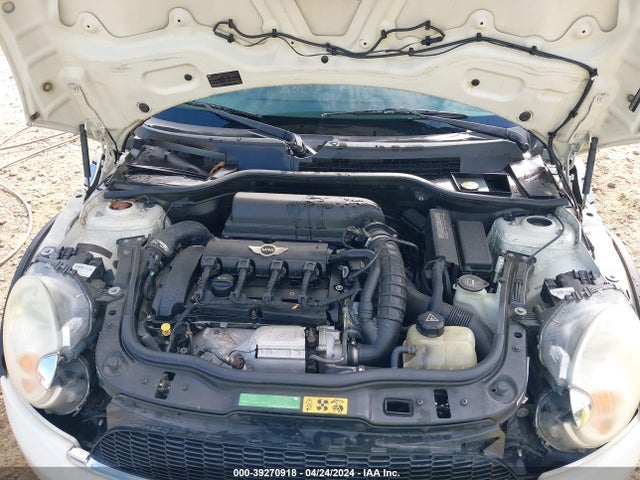 2009 MINI COOPER S CLUBMAN WMWMM33559TP74736 Photo 9