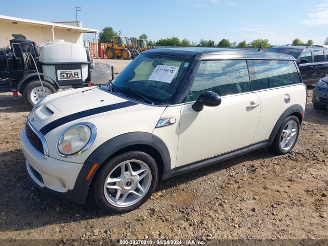 2009 MINI COOPER S CLUBMAN WMWMM33559TP74736 Photo 1