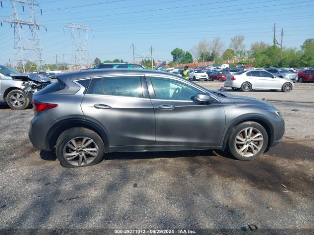 SJKCH5CP5JA054642 Infiniti Qx30 Luxury