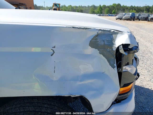Chevrolet Silverado 1500 2lt 2018 3GCUKREC8JG533424 Image 22