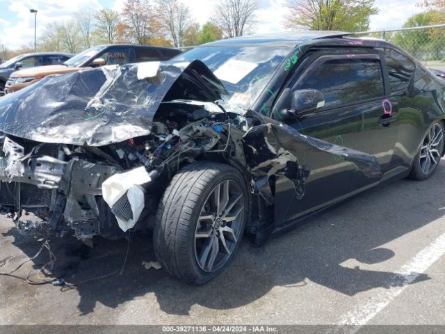 JTKJF5C76GJ017214 Scion TC