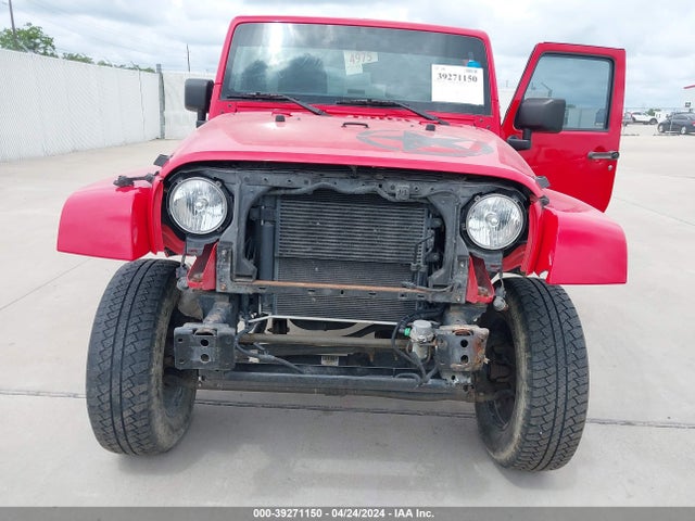 1C4BJWDG6FL598912 Jeep Wrangler Unlimited Freedom Edition