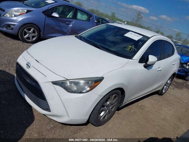 3MYDLBZV2GY145979 Scion IA