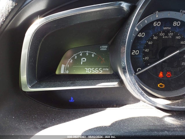3MYDLBZV2GY145979 Scion IA