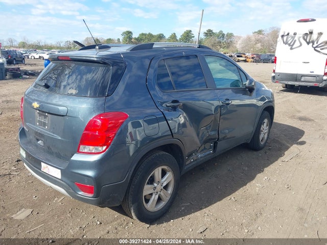 Chevrolet Trax Awd Lt 2022 KL7CJPSM8NB536402 Image 4