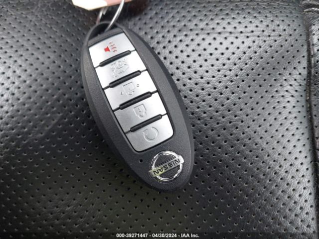 5N1AT2MV5KC778756 Nissan Rogue Sl