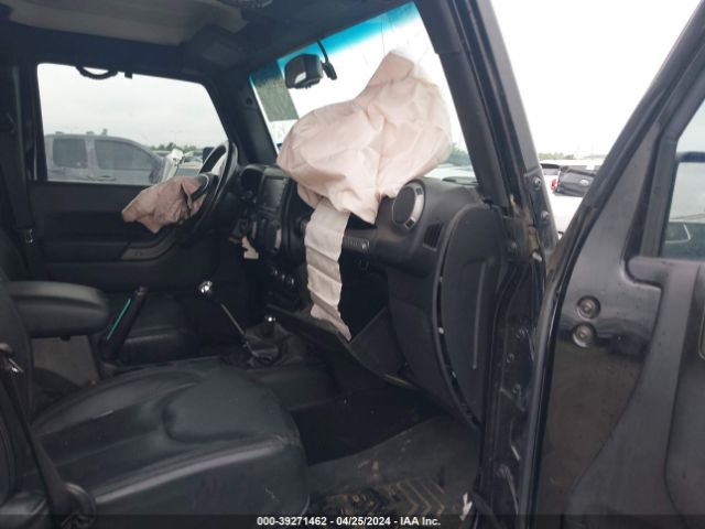 1C4BJWDG4FL736415 Jeep Wrangler Unlimited Sport
