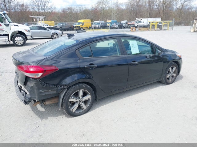 KIA FORTE LX 2018 3KPFL4A79JE201747 Image 4