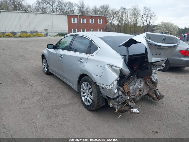 Nissan Altima 2.5 S 2015 1N4AL3AP8FC288632 Image 3