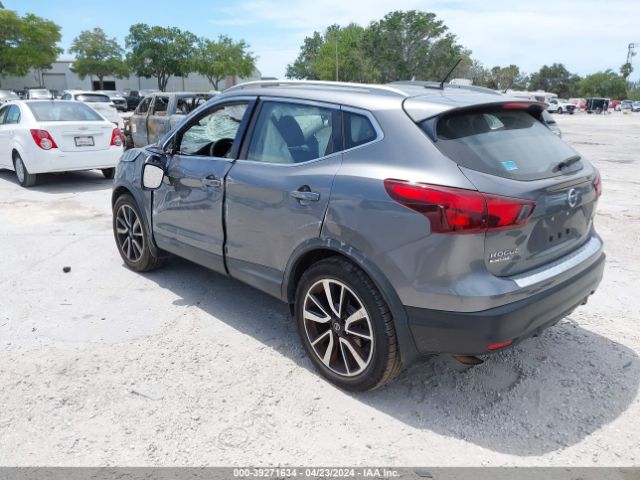 JN1BJ1CR5KW627611 Nissan Rogue Sport Sl