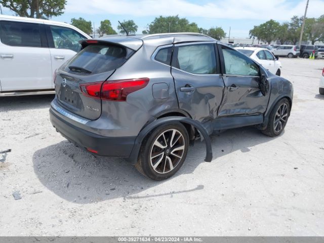 JN1BJ1CR5KW627611 Nissan Rogue Sport Sl