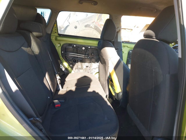 KIA Soul 2016 KNDJN2A24G7854038 Image 8