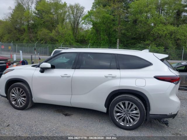5TDKDRBH5RS544573 Toyota Highlander Platinum