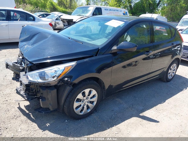 Hyundai ACCENT SE 2017 KMHCT5AE0HU355732 Image 2