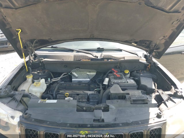 1C4NJCBA4ED769580 Jeep Compass Altitude