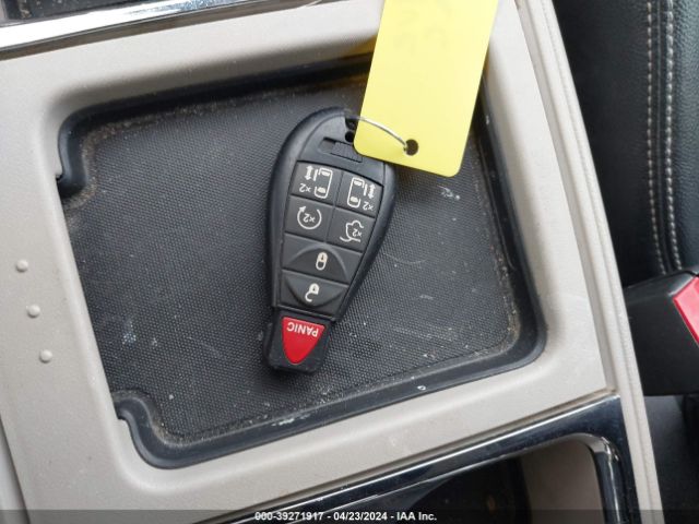 2C4RC1CGXER251845 Chrysler Town & Country Touring-l