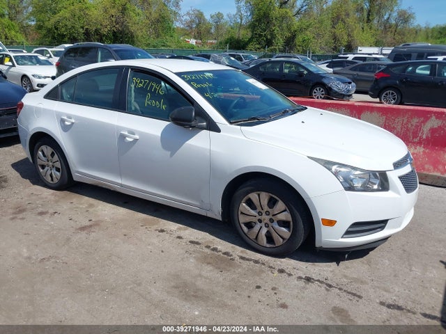 Chevrolet Cruze Ls Auto 2014 1G1PA5SG7E7458774 главное изображение