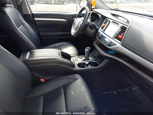 Toyota Highlander Xle 2018 5TDJZRFH1JS849645 Image 5
