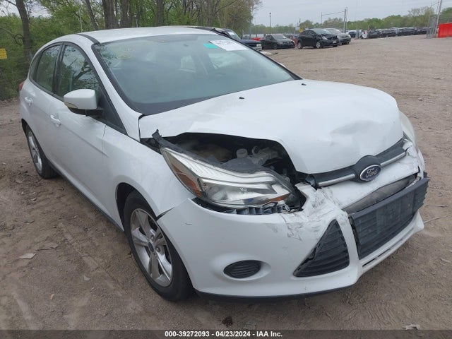 Ford FOCUS SE 2014 1FADP3K29EL367357 Image 6
