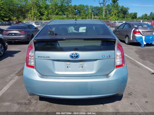 JTDKN3DU7F1961089 Toyota Prius Two