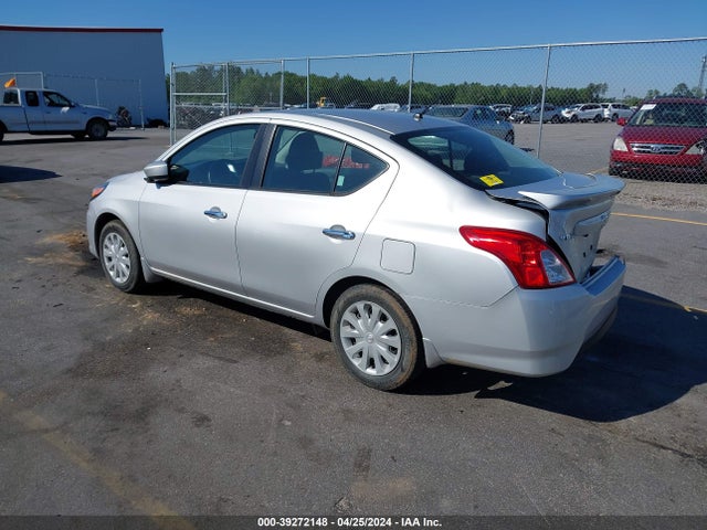 3N1CN7AP7JL830923 Nissan Versa 1.6 Sv
