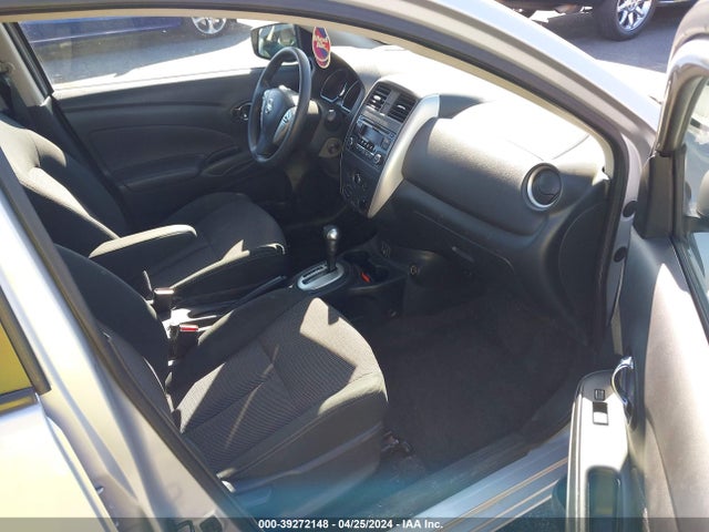 3N1CN7AP7JL830923 Nissan Versa 1.6 Sv