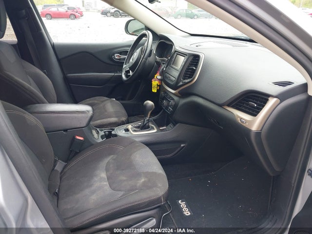 Jeep Cherokee Latitude 2015 1C4PJLCBXFW611637 Image 5