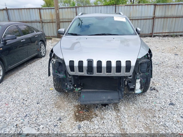 Jeep Cherokee Latitude 2015 1C4PJLCBXFW611637 Image 6