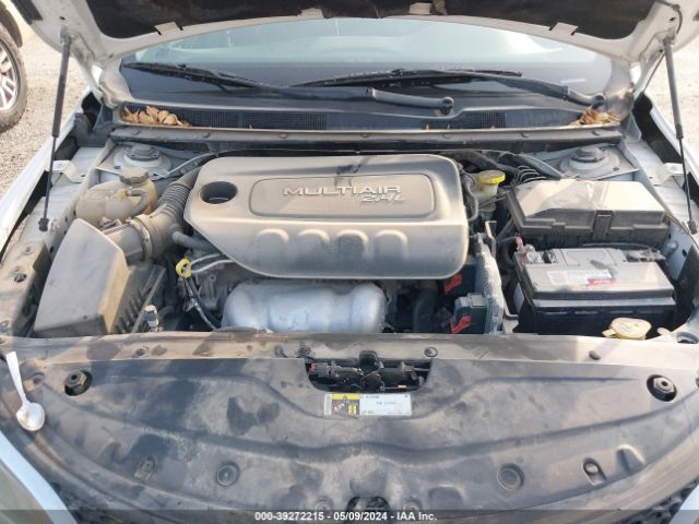 1C3CCCCB6FN607023 Chrysler 200 C